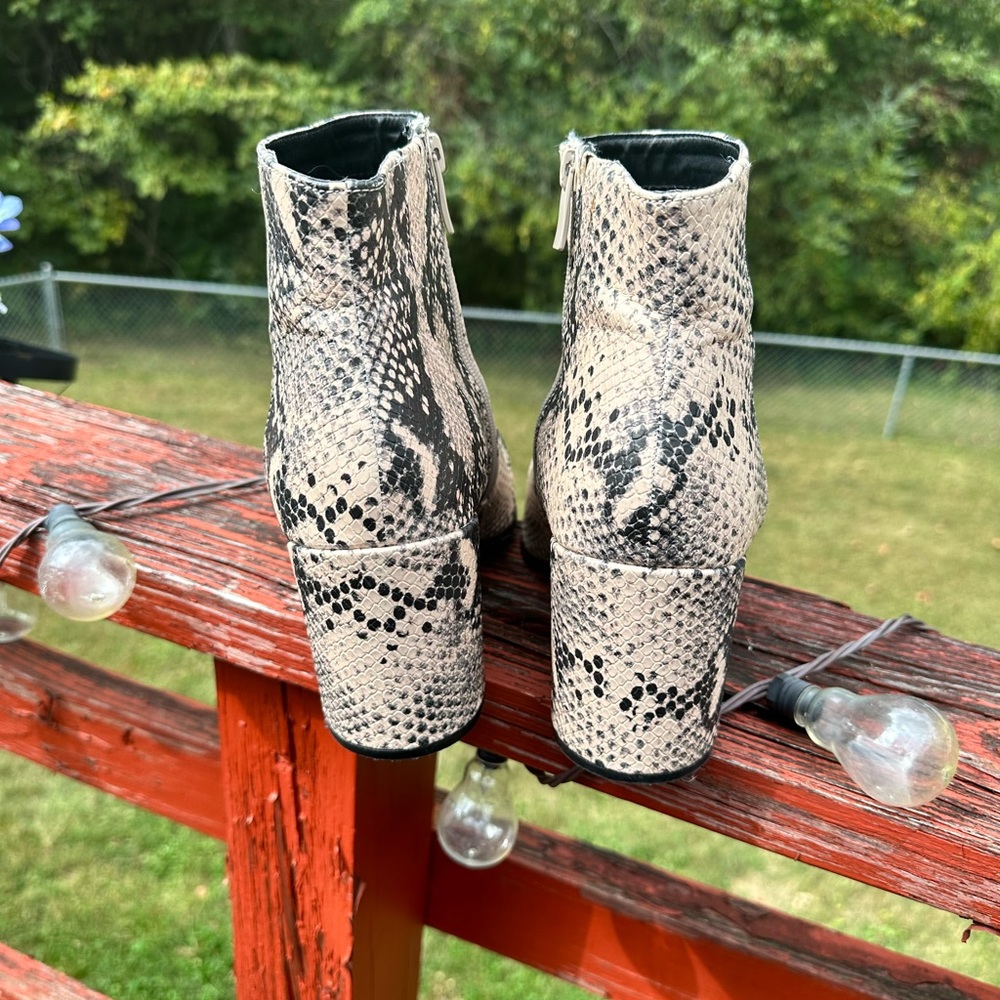 Size 11w torrid snakeskin boots